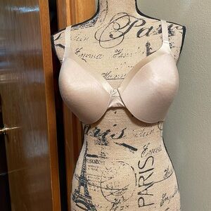 Maidenform Beige Underwire Bra Size 40D